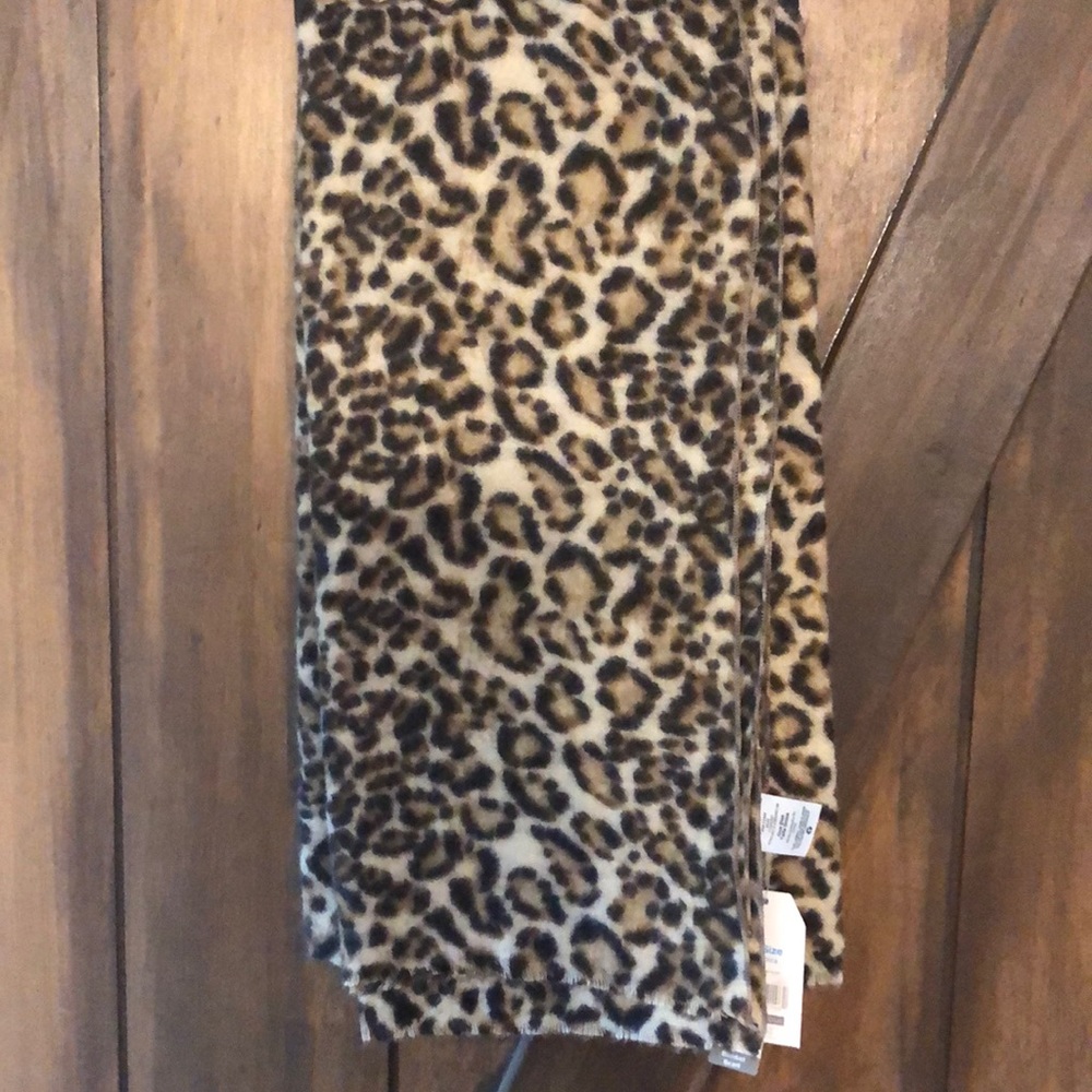Super soft and cozy wrap NWT